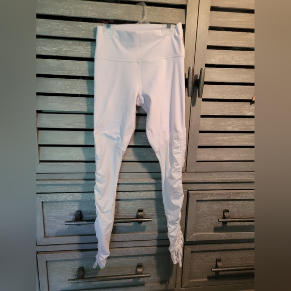 Fabletics Cashel Foldover PureLuxe Legging - Women's XS (White) - Picture 4 of 10